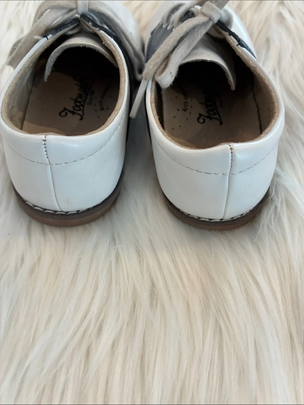 FootMates Toddler Cheer White and Navy Saddle Shoes